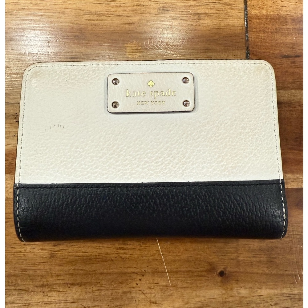 Kate Spade Leather Wallet